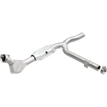 Load image into Gallery viewer, MagnaFlow Direct Fit Catalytic Converter 99-00 Ford F-150 4.6L