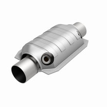 Load image into Gallery viewer, MagnaFlow Universal Catalytic Converter 2.5 W/Dual O2 Boss