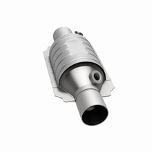 Load image into Gallery viewer, MagnaFlow Universal Catalytic Converter 2 Dual O2 Boss