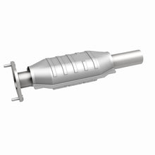 Load image into Gallery viewer, MagnaFlow Direct Fit Catalytic Converter 08-09 Ford Taurus 3.5L