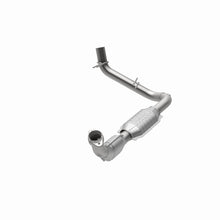 Load image into Gallery viewer, MagnaFlow Direct Fit Catalytic Converter 97-98 Ford Trucks 5.4L