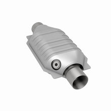 Load image into Gallery viewer, MagnaFlow Universal Catalytic Converter 3 Single O2 Boss