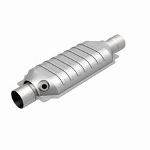Load image into Gallery viewer, MagnaFlow Universal Catalytic Converter 2.5 Single O2 Boss