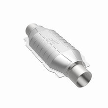 Load image into Gallery viewer, MagnaFlow Univ Cat Conv 2.25in Inlet/Outlet Ctr/Ctr Oval 12in Body L x 6.5in W x 16in Overall L