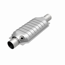 Load image into Gallery viewer, MagnaFlow Universal Catalytic Converter 2.5 Single O2 Boss