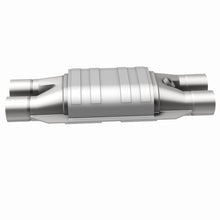 Load image into Gallery viewer, MagnaFlow Universal Catalytic Converter 2 D/D W/O2 Boss