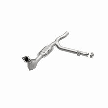 Load image into Gallery viewer, MagnaFlow Direct Fit Catalytic Converter 99 F150/250 4.6L P/S