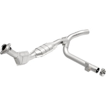 Load image into Gallery viewer, MagnaFlow Direct Fit Catalytic Converter 01 Ford F150 5.4L