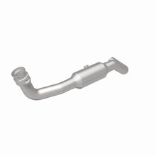 Load image into Gallery viewer, MagnaFlow DF Cat. Conv 07-08 Ford F-150 Pickup 5.4L D/S / 12/06-08 Lincoln Truck Mark LT 5.4L D/S