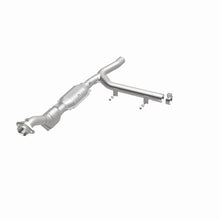 Load image into Gallery viewer, MagnaFlow Direct Fit Catalytic Converter 97-98 Ford Trucks 4.6L