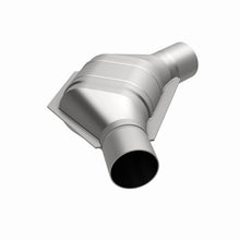 Load image into Gallery viewer, MagnaFlow Universal Catalytic Converter 2.25 Angled In/Out Front CA