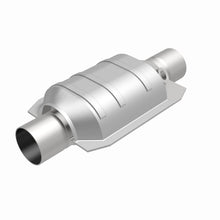 Load image into Gallery viewer, MagnaFlow Universal Catalytic Converter 2 W/Single O2 Boss