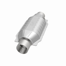 Load image into Gallery viewer, MagnaFlow Universal Catalytic Converter 2 Single O2 Boss