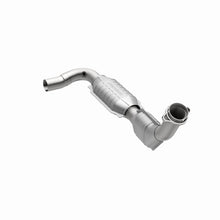 Load image into Gallery viewer, MagnaFlow Direct Fit Catalytic Converter 97 Ford F-150 5.4L (California)
