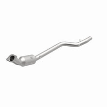 Load image into Gallery viewer, MagnaFlow DF Catalytic Conv 05-07 Chrysler 300 P/S / 06-07 Dodge Charger P/S / 05-07 Magnum P/S