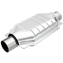 Load image into Gallery viewer, MagnaFlow Universal Catalytic Converter 3 Single O2 Boss