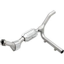 Load image into Gallery viewer, MagnaFlow Direct Fit Catalytic Converter 97-98 Ford F-150 Pickup 4.2L P/S 4WD