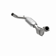 Load image into Gallery viewer, MagnaFlow Direct Fit Catalytic Converter 97-98 Ford F-150 Pickup 4.2L D/S 4WD (49 State)