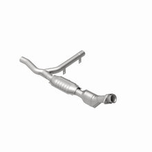 Load image into Gallery viewer, MagnaFlow Direct Fit Catalytic Converter Ford 02-04 F-150 4.2L