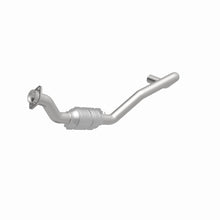 Load image into Gallery viewer, MagnaFlow Direct Fit Catalytic Converter 04-05 Ram 1500 DS OEM