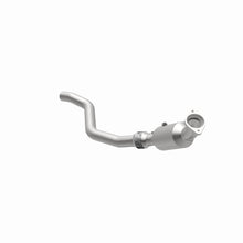 Load image into Gallery viewer, MagnaFlow DF Cat Conv 05-09 Chrysler 300/Dodge 06-09 Charger/05-07 Magnum 5.7L P/S *NOT CALIFORNIA*