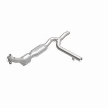 Load image into Gallery viewer, MagnaFlow Direct Fit Catalytic Converter 01-03 Ford F150 5.4L Passenger Side