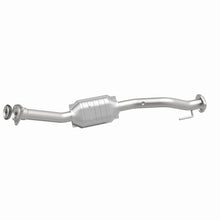 Load image into Gallery viewer, MagnaFlow DF Conv 02-05 Chevy Trail Blazer/GMC Envoy V6 4.2L 113in Wheelbase/02-04 Olds Bravada V6