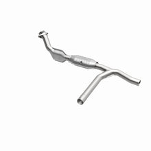 Load image into Gallery viewer, MagnaFlow Direct Fit Catalytic Converter 00-01 Ford F-150 4.6L 2wd