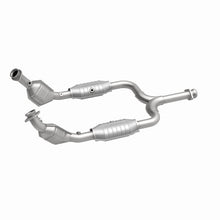 Load image into Gallery viewer, MagnaFlow Direct Fit Catalytic Converter 99-01 Ford Mustang 3.8L
