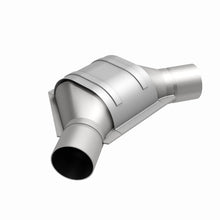 Load image into Gallery viewer, MagnaFlow Universal Catalytic Converter 2.50 Angled In / Out OEM