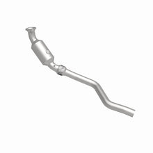 Load image into Gallery viewer, MagnaFlow Direct Fit Catalytic Converter 05-06 300/Magnum 5. OEM
