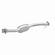 Load image into Gallery viewer, MagnaFlow DF Conv 02-05 Chevy Trail Blazer/GMC Envoy V6 4.2L 113in Wheelbase/02-04 Olds Bravada V6