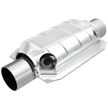 Load image into Gallery viewer, MagnaFlow Universal Catalytic Converter 2.5 W/Dual O2 Boss