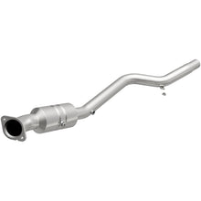 Load image into Gallery viewer, MagnaFlow DF Catalytic Conv 05-07 Chrysler 300 P/S / 06-07 Dodge Charger P/S / 05-07 Magnum P/S