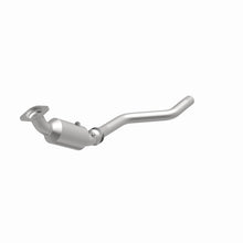 Load image into Gallery viewer, MagnaFlow DF Cat Conv 05-09 Chrysler 300/Dodge 06-09 Charger/05-07 Magnum 5.7L P/S *NOT CALIFORNIA*