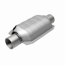 Load image into Gallery viewer, MagnaFlow Universal Catalytic Converter 2.25 W/Dual O2 Boss