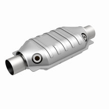 Load image into Gallery viewer, MagnaFlow Universal Catalytic Converter 2.5 Dual O2 Boss