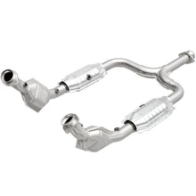 Load image into Gallery viewer, MagnaFlow Direct Fit Catalytic Converter 99-01 Ford Mustang 3.8L