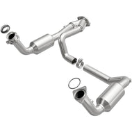 MagnaFlow DF Catalytic Conv OEM 2005 GMC Sierra/Chevrolet Silverado 1500/Cadillac Escalade Underbody