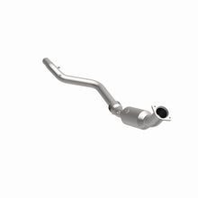 Load image into Gallery viewer, MagnaFlow DF Catalytic Conv 05-07 Chrysler 300 D/S / 06-07 Dodge Charger D/S / 05-07 Magnum D/S