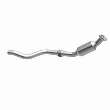 Load image into Gallery viewer, MagnaFlow DF Cat Conv Chrysler/Dodge 05-09 300/Charger /05-08 Magnum/2009 Challenger 5.7L Drv Side