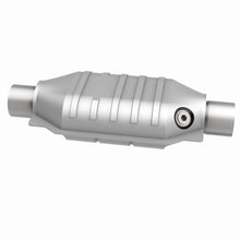 Load image into Gallery viewer, MagnaFlow Universal Catalytic Converter 3 Single O2 Boss