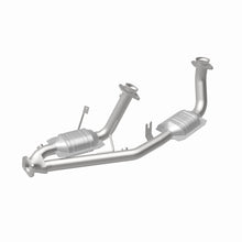 Load image into Gallery viewer, MagnaFlow Direct Fit Catalytic Converter 96-99 Taurus Code U AXOD 49
