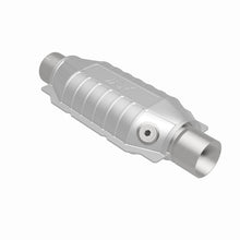 Load image into Gallery viewer, MagnaFlow Universal Catalytic Converter 2 Single O2 Boss