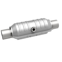 Load image into Gallery viewer, MagnaFlow Universal Catalytic Converter 2.50 Midbed O2 Rear CA