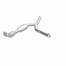 Load image into Gallery viewer, MagnaFlow Direct Fit Catalytic Converter 04-06 F-150 5.4 2WD P/S 49S