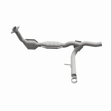 Load image into Gallery viewer, MagnaFlow Direct Fit Catalytic Converter 2005 Ford F150 V8