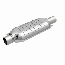Load image into Gallery viewer, MagnaFlow Universal Catalytic Converter 2.5 Single O2 Boss