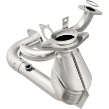Load image into Gallery viewer, MagnaFlow Direct Fit Catalytic Converter 04-05 Taurus/Sable 3.0L