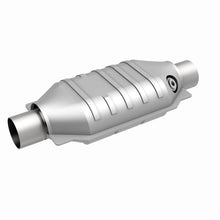 Load image into Gallery viewer, MagnaFlow Universal Catalytic Converter 3 Single O2 Boss